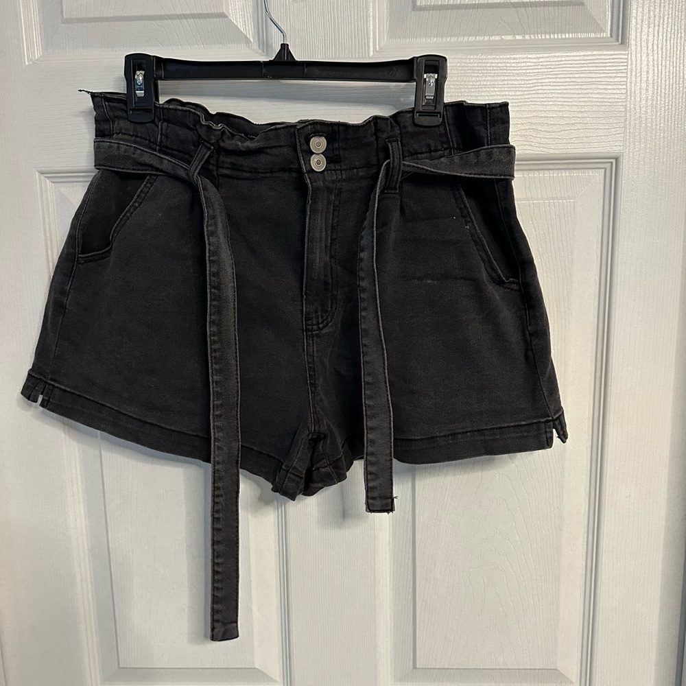 Black Jean Short